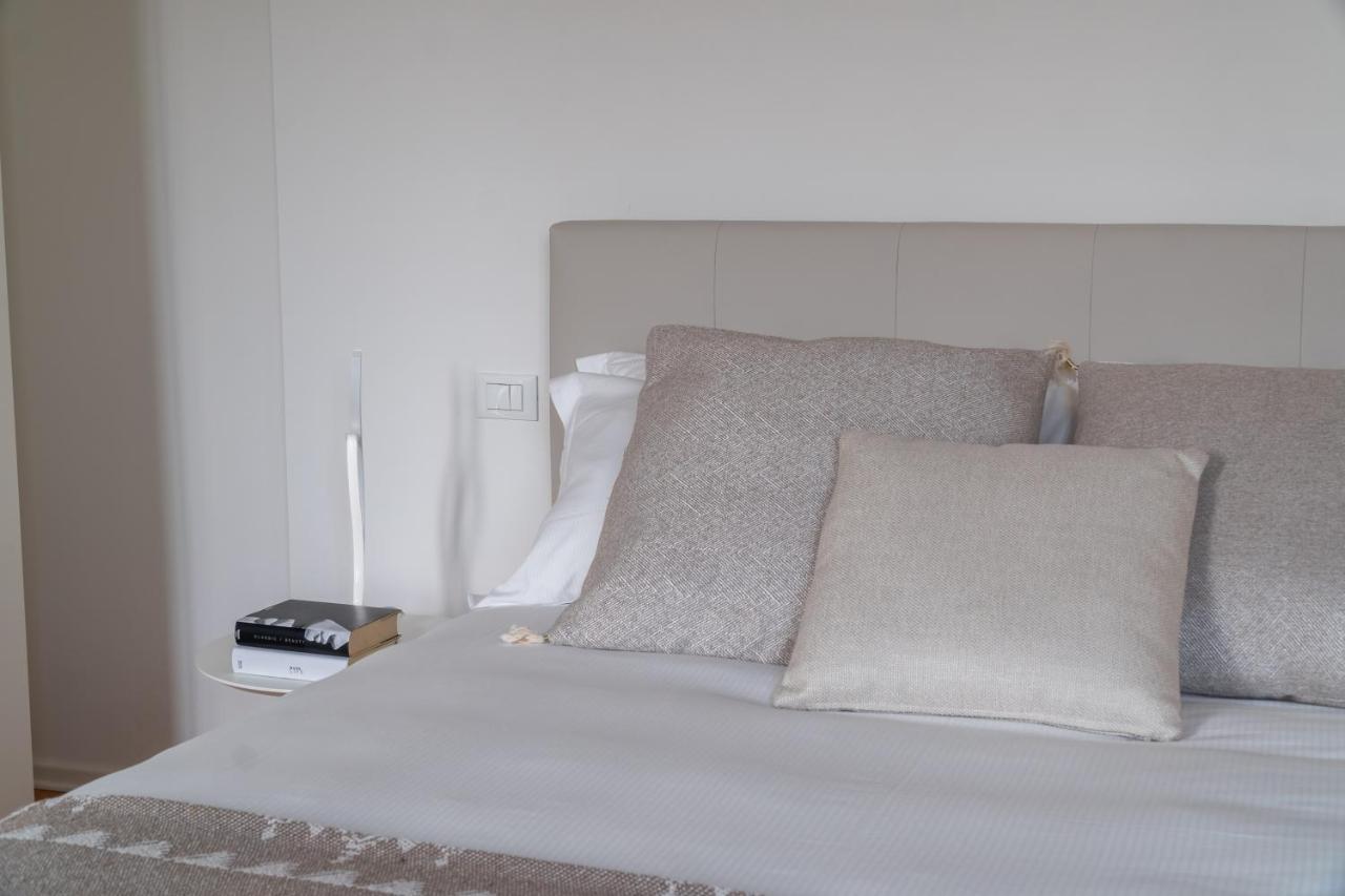 Design With Balcony On The Grand Canal R&r Venedig